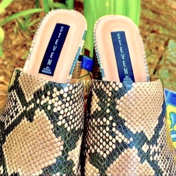 NEW STEVEN BY STEVE MADDEN SELMA PYTHON EMBOSSED MULES TAUPE/BLACK 8.5 - Picture 3 of 13